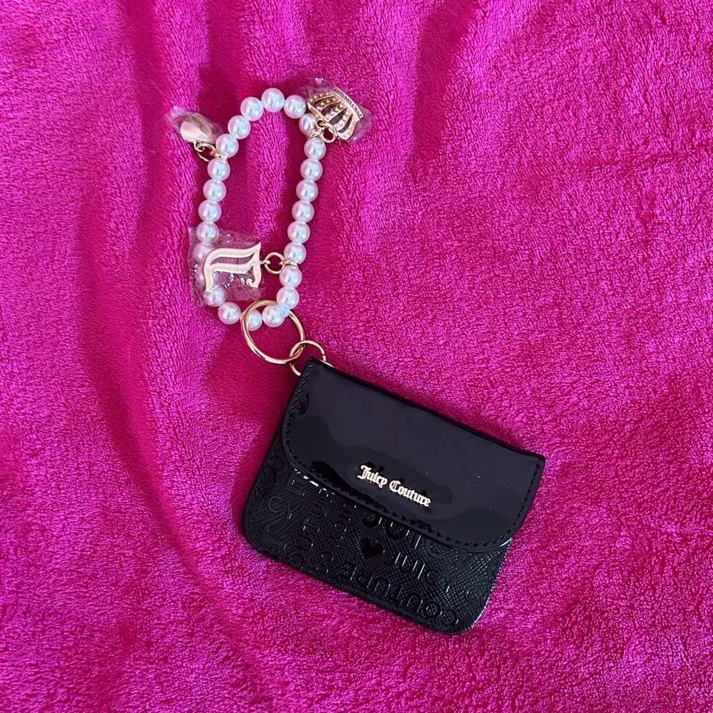 BNWT JUICY COUTURE WRISTLET ID HOLDER